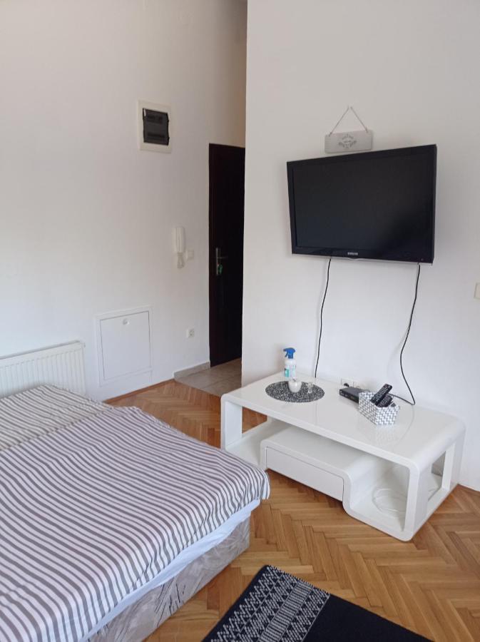 Apartament Donata Osijek Zewnętrze zdjęcie